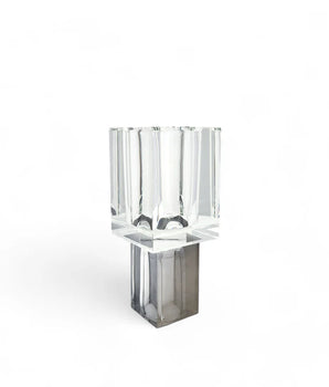 CRYSTAL BUD VASE W/ SMOKE BASE VAV5061