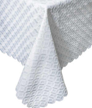 Eyelet Diamond Tablecloth