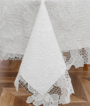 LACE FLOWER LINED TABLECLOTH