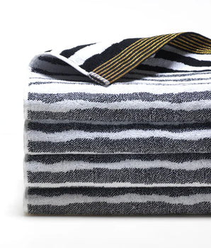 Streamers Black & White Hand Towel