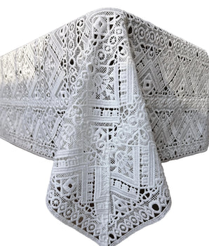 MOTIF LACE TABLECLOTH 70X144